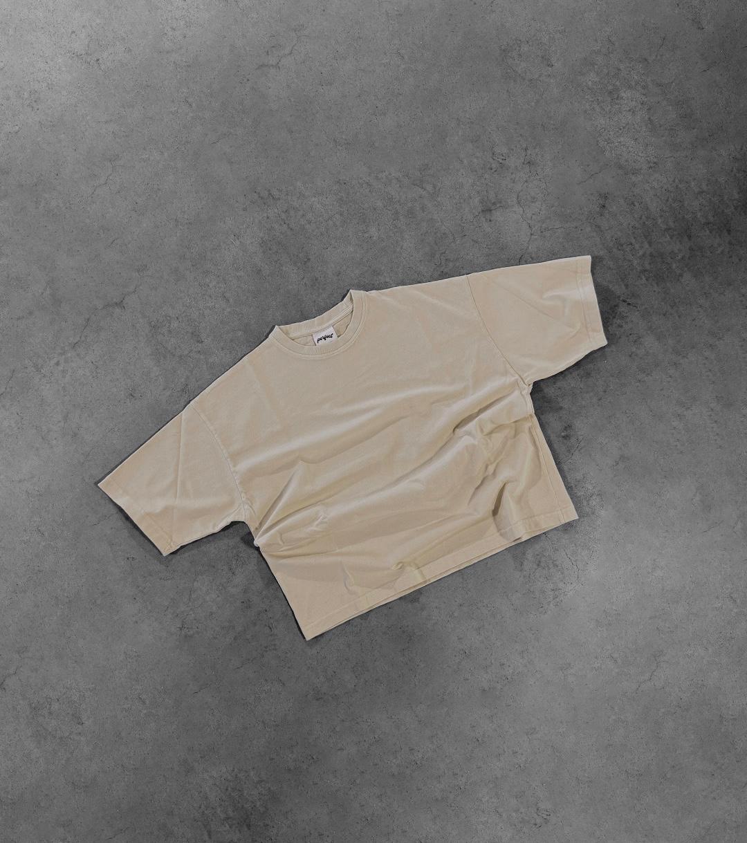 LIGHT SAND EVERYDAY TEE