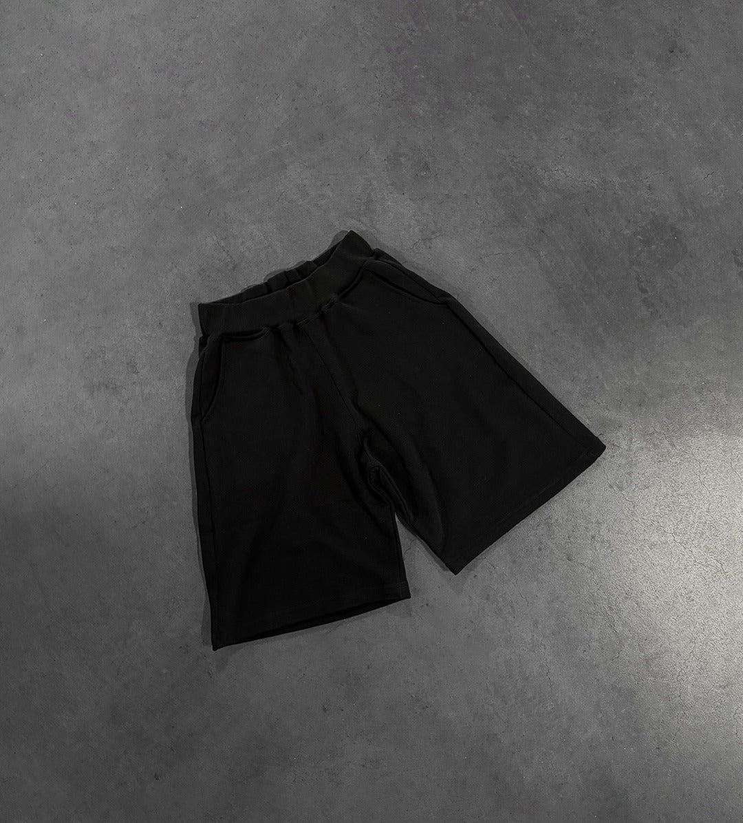 BLACK SHORTS
