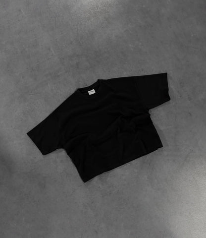BLACK EVERYDAY TEE